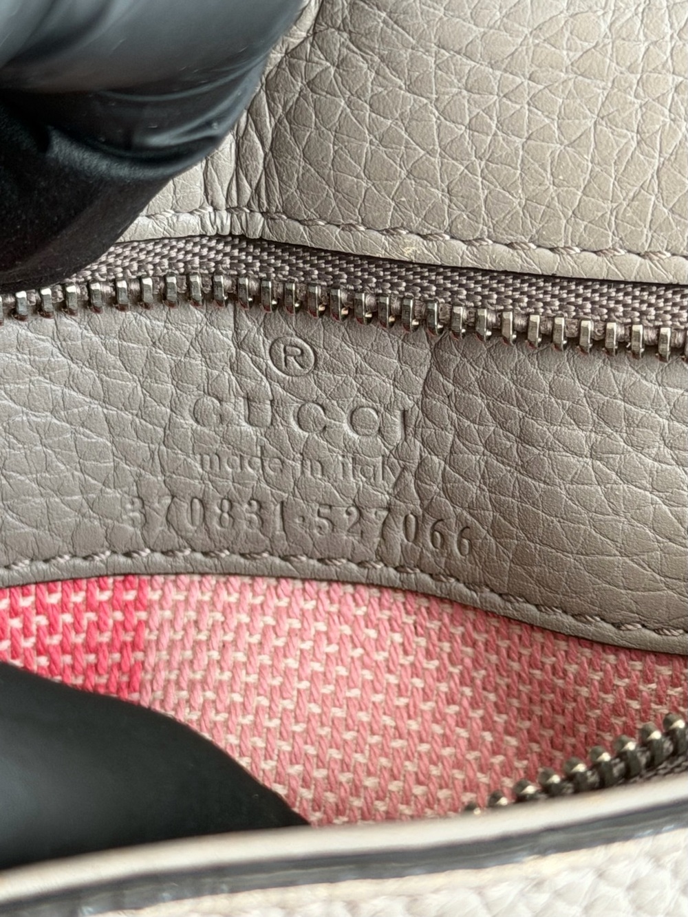 Authentic GUCCI Bamboo Small Daily Satchel Leather Bag - no bag strap - Picture 11 of 16